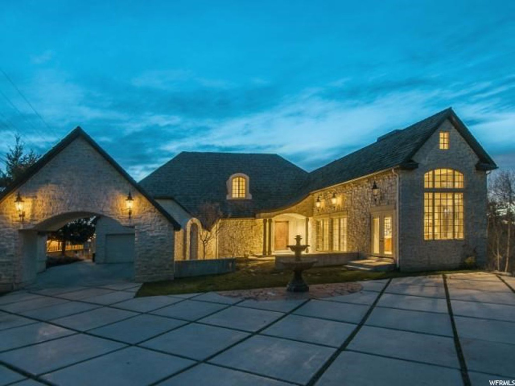 680 S Davis Blvd, Bountiful, UT 84010