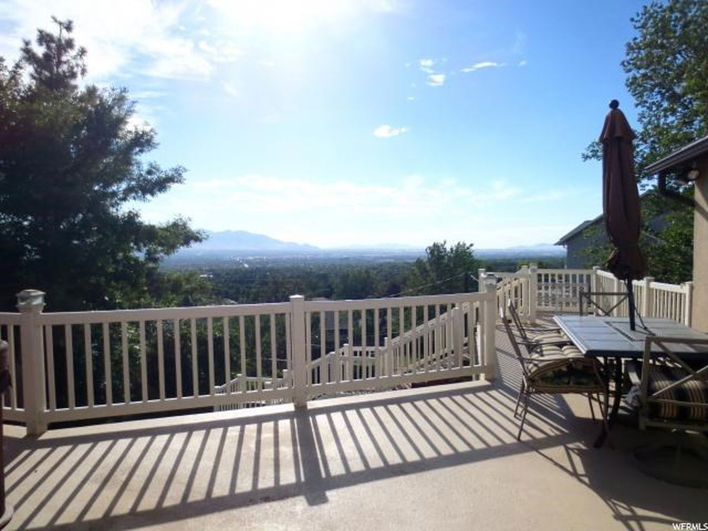 4550 S Stratton Dr E, Holladay, UT 84117