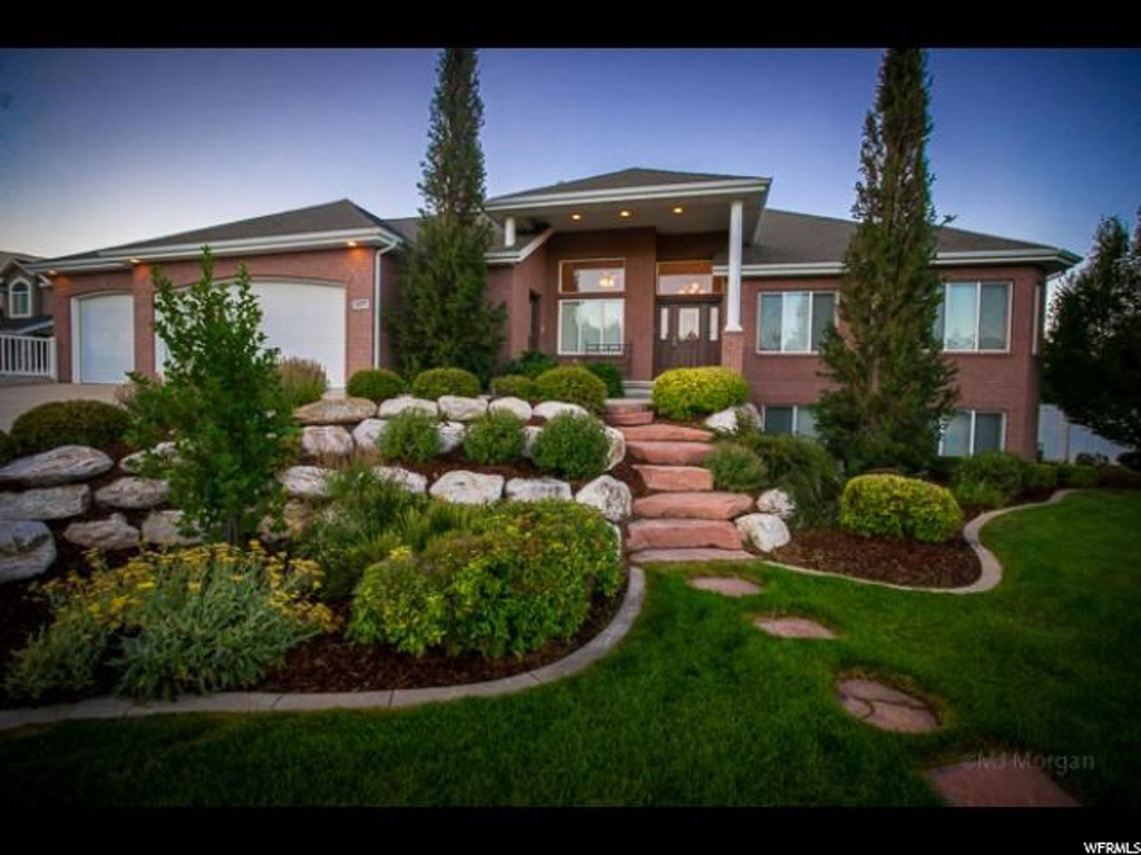 1577 E 6850 S, Uintah, UT 84405