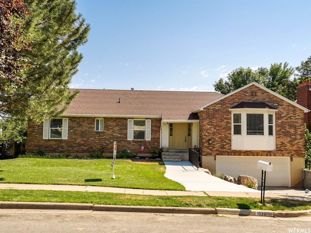 1520 E 1100 N, Layton, UT 84040