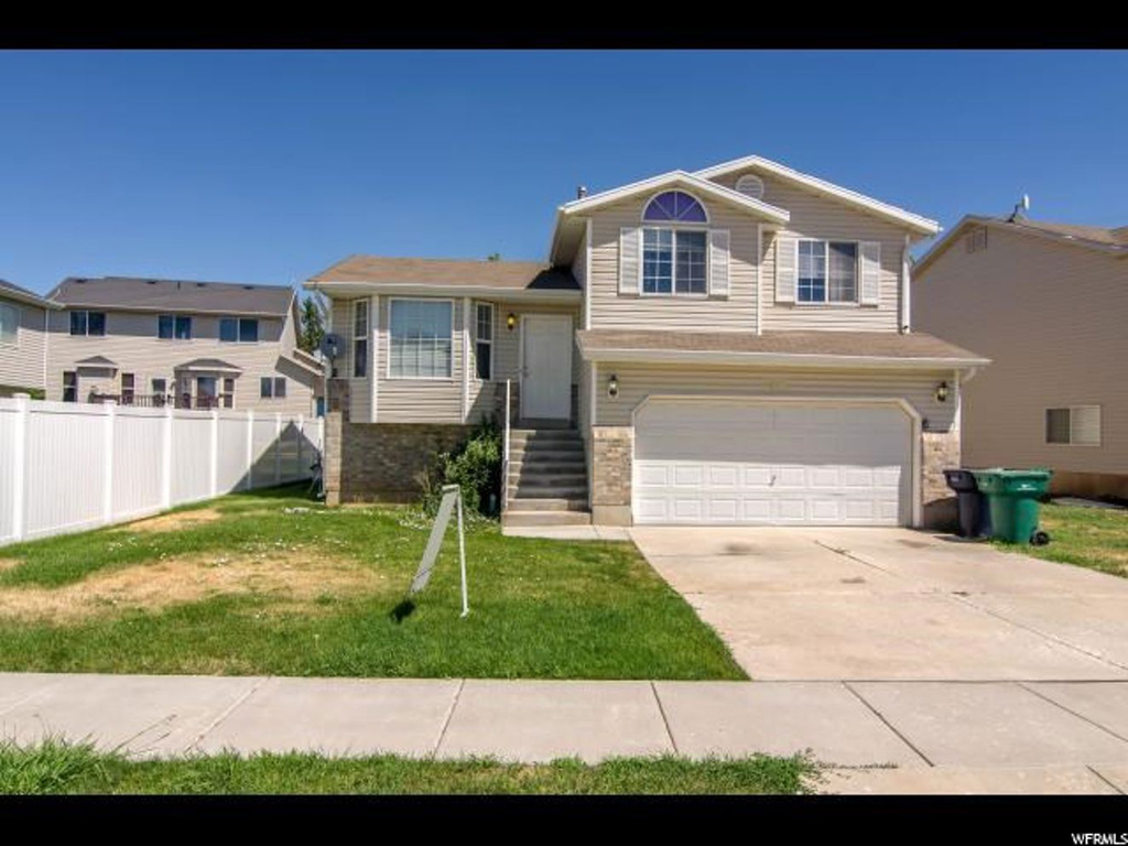 37 E 2500 S, Clearfield, UT 84015