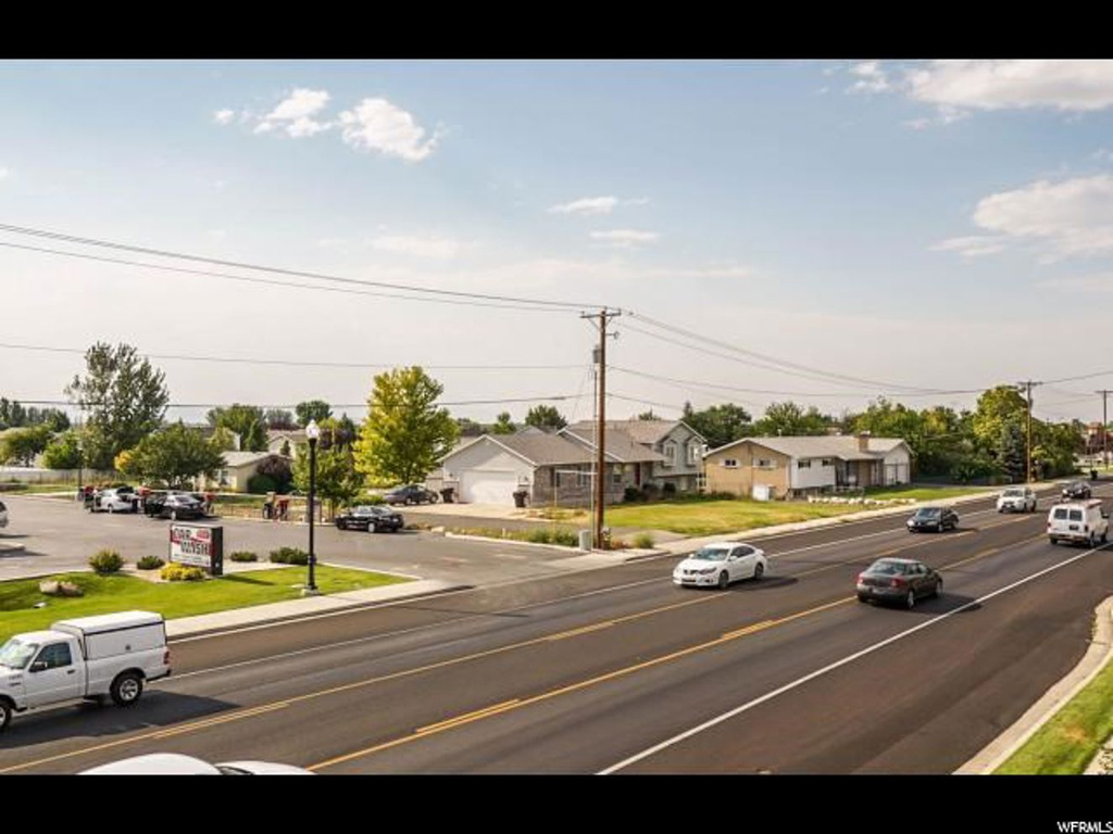2087 N 2000 W, Clinton, UT 84015