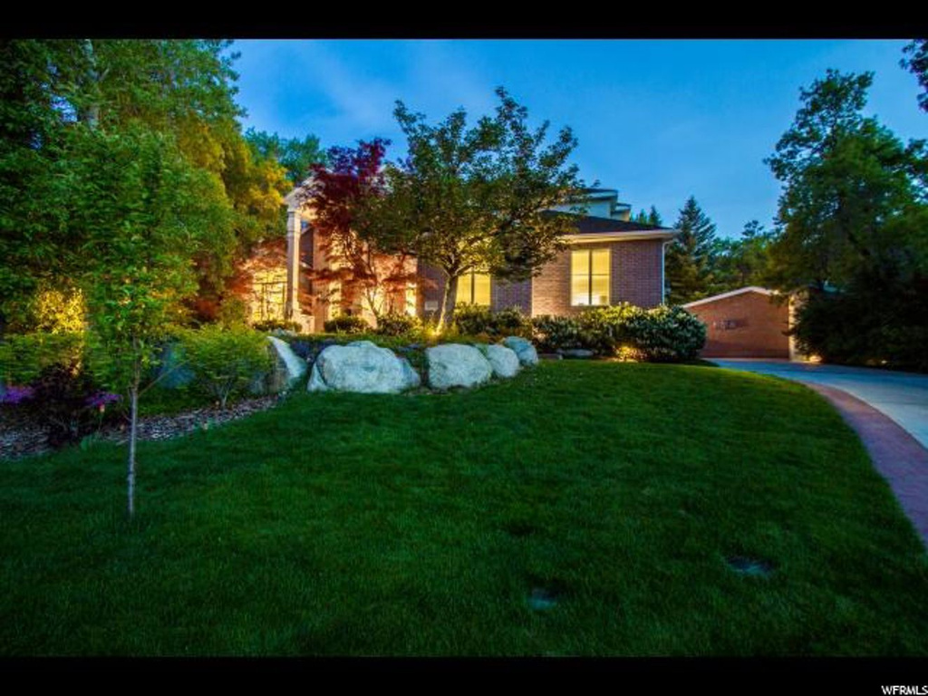 3056 E Cobble Stream Cir, Sandy, UT 84093