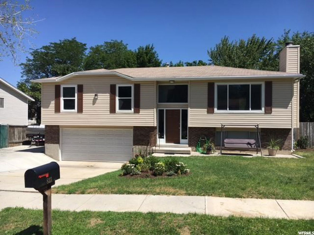 833 E Lazon S, Sandy, UT 84094