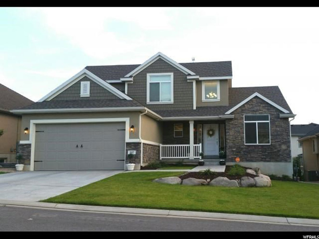 882 Daisy Dr, Fruit Heights, UT 84037