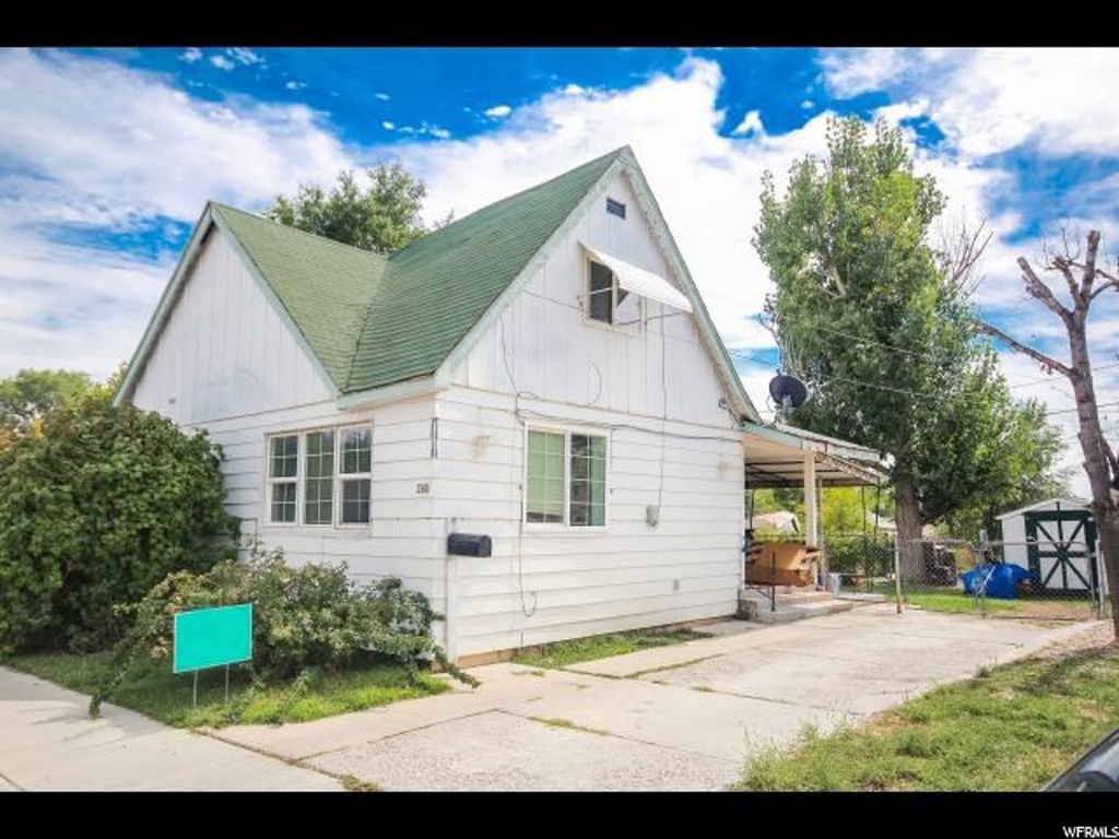260 E 400 S, Vernal, UT 84078