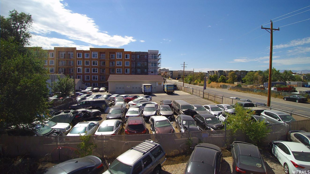 4165 S Main St E, Murray, UT 84107