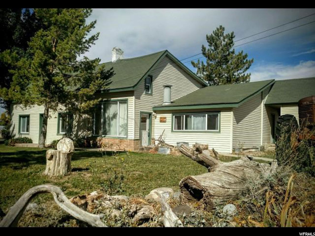 111 E 200 S, Levan, UT 84639