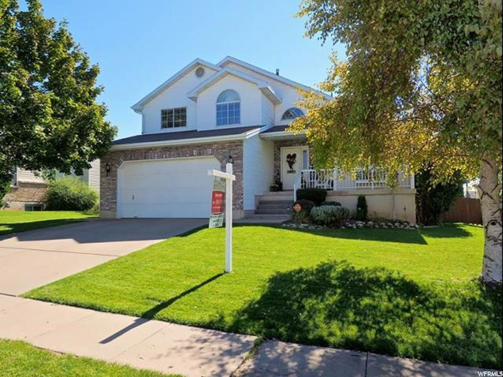 1250 E Alanwood Dr, Layton, UT 84040