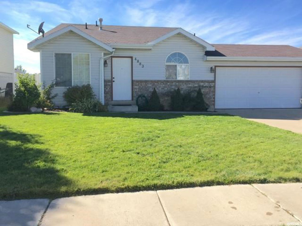 4883 S 4050 W, Roy, UT 84067