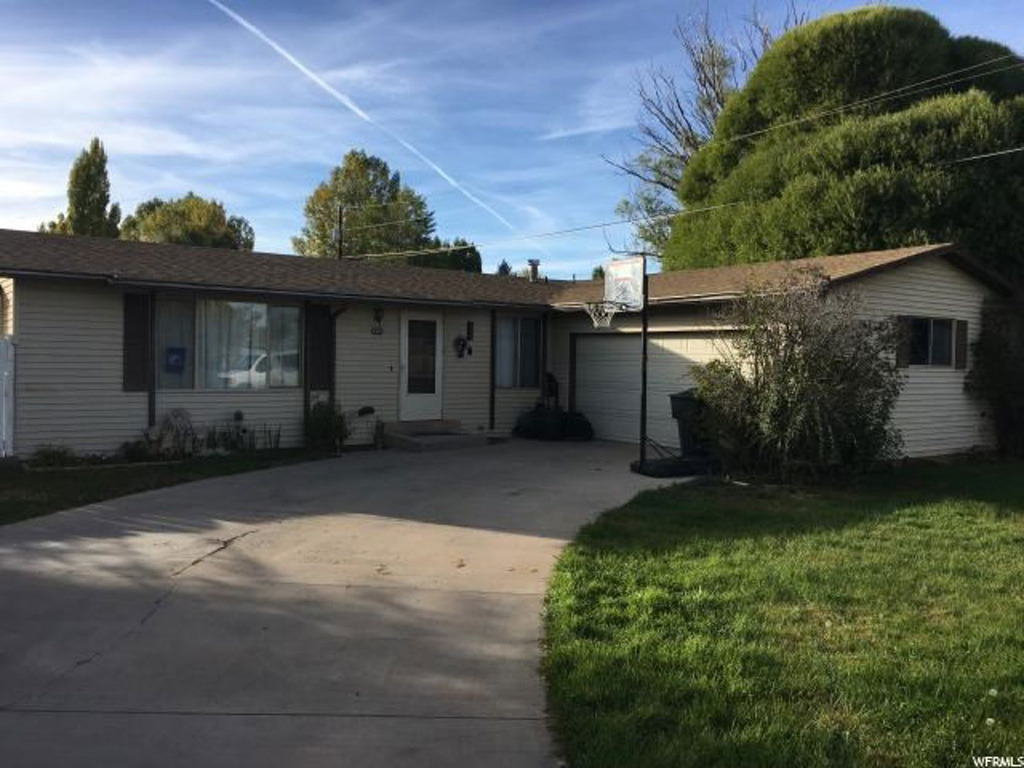 629 N 400 E, Roosevelt, UT 84066