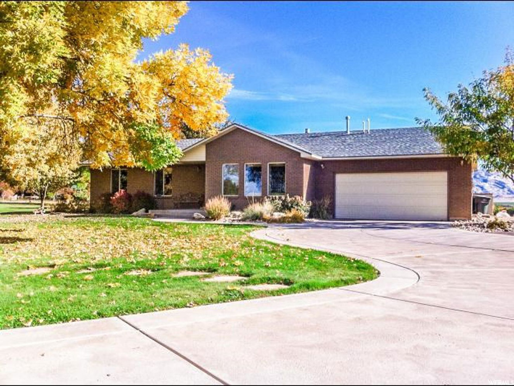 9564 E 4000 S, Jensen, UT 84035