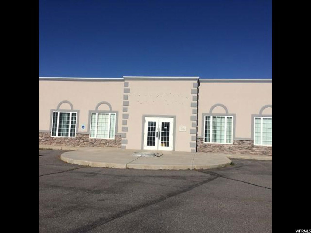 5864 S Harrison Blvd, Ogden, UT 84403
