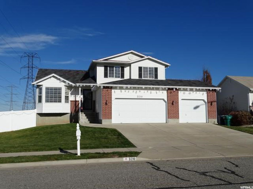 3210 W 5525 S, Roy, UT 84067