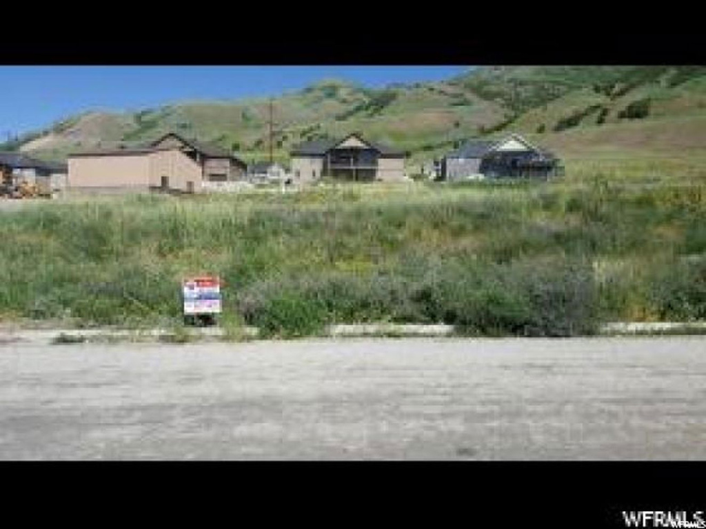 1845 Maple Hills #2, Perry, UT 84302