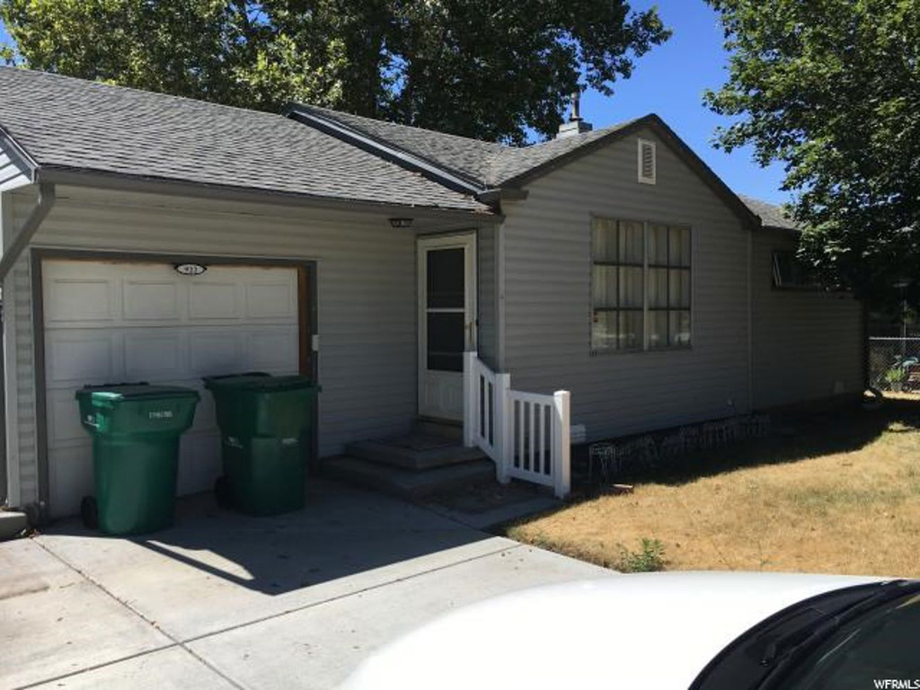 922 E Goddard, Layton, UT 84041