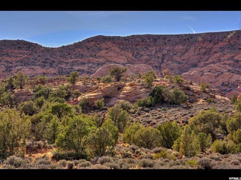 28 N 22 E, Moab, UT 84532