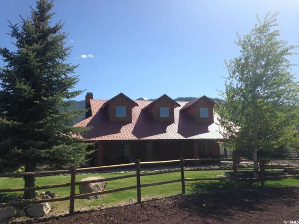 842 E Main St, Pine Valley, UT 84781