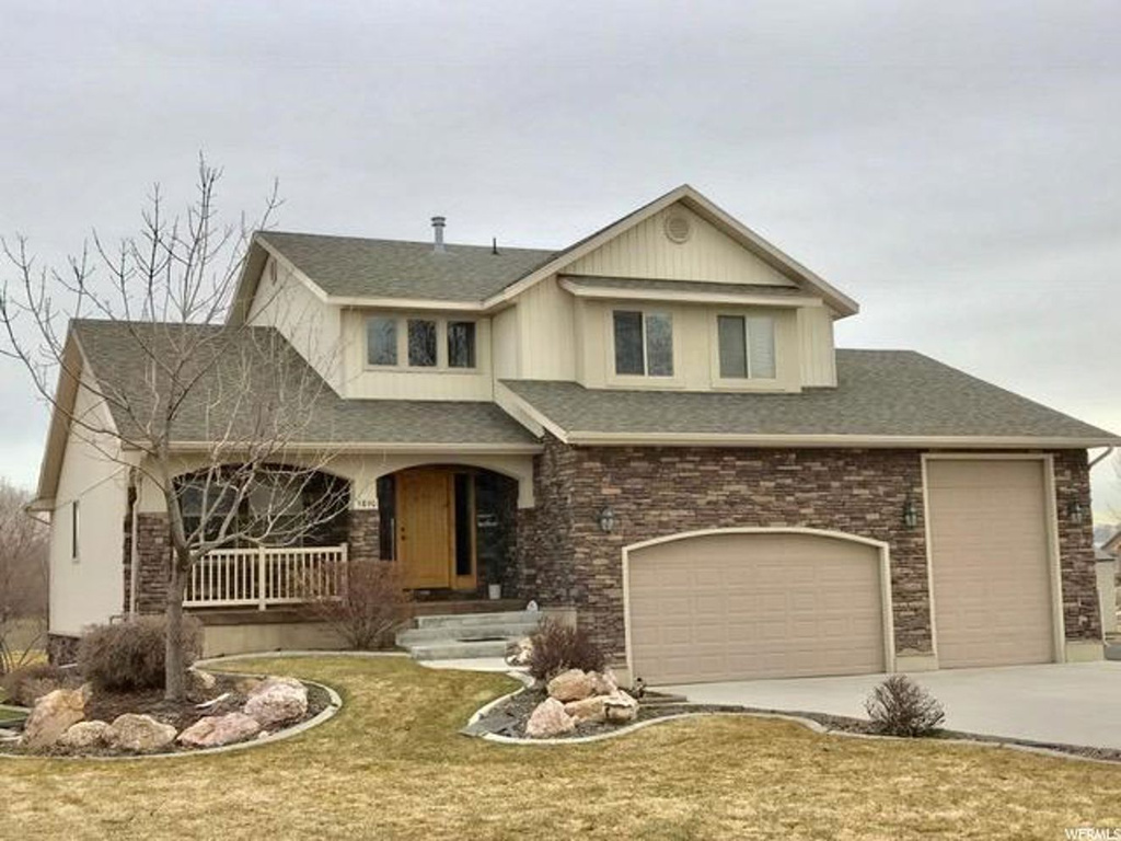 5890 S 6700 W, Hooper, UT 84315