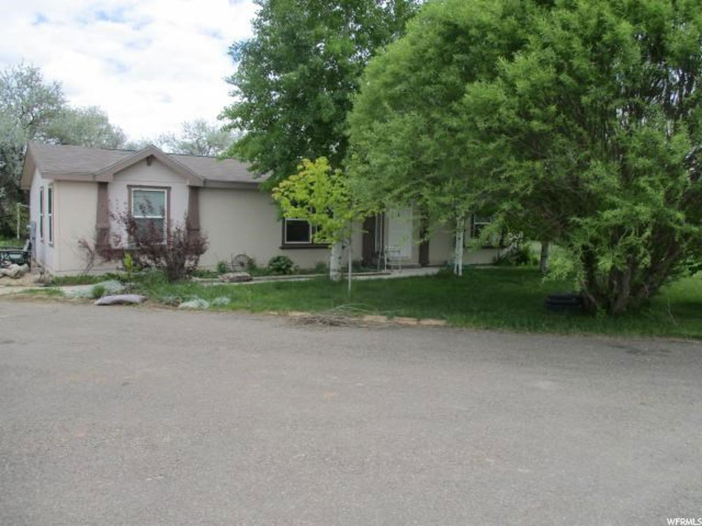 2407 E 1000 N, Ballard, UT 84066