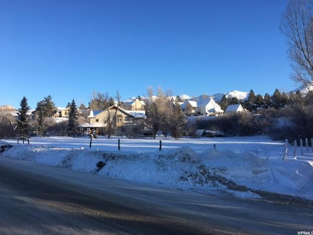 3340 N River Rd E #8, Eden, UT 84310
