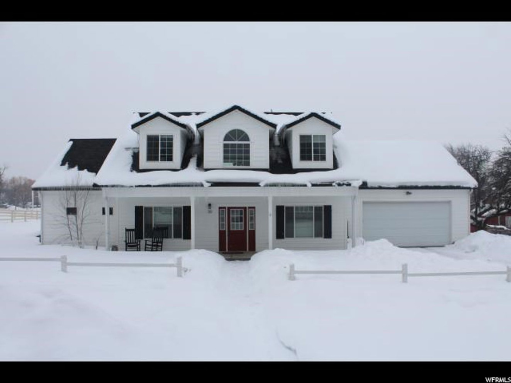 30 E Center, Hyde Park, UT 84318