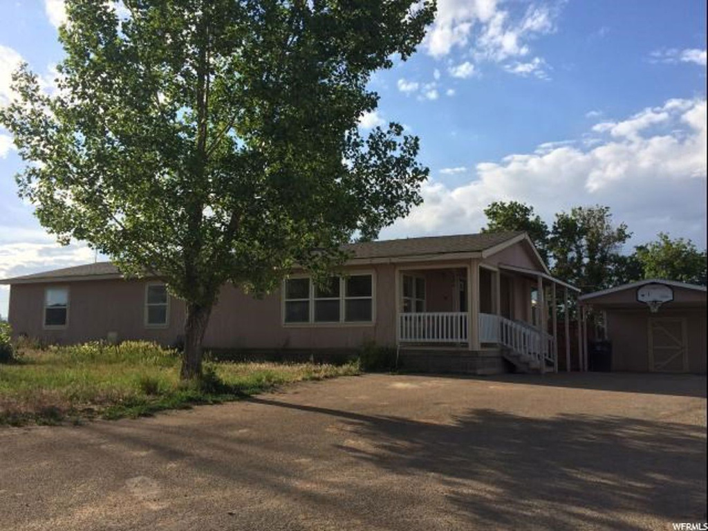 1884 E 4000 S, Naples, UT 84078