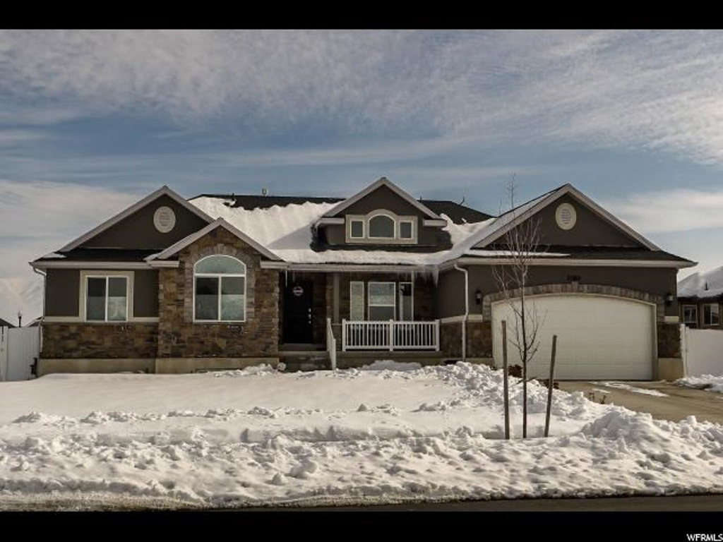 2382 N Cranefield, Clinton, UT 84015