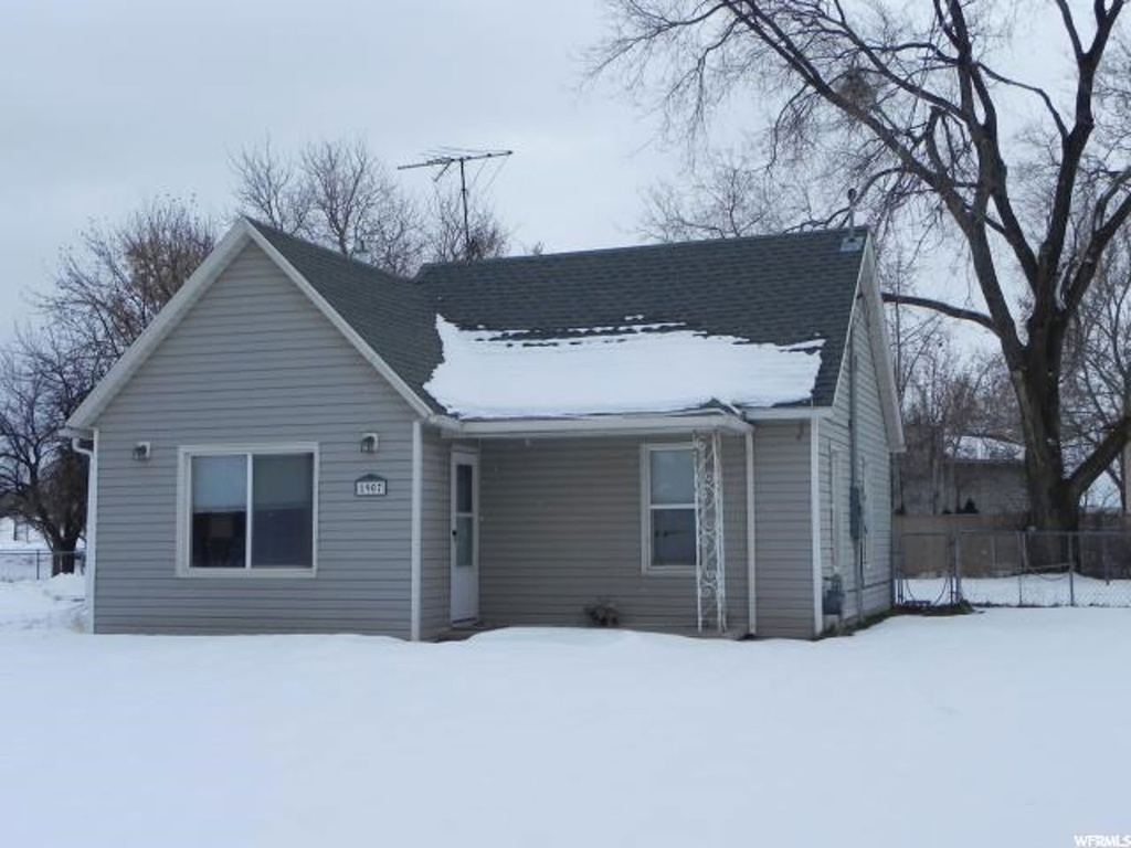 1907 W 2300 N, Clinton, UT 84015
