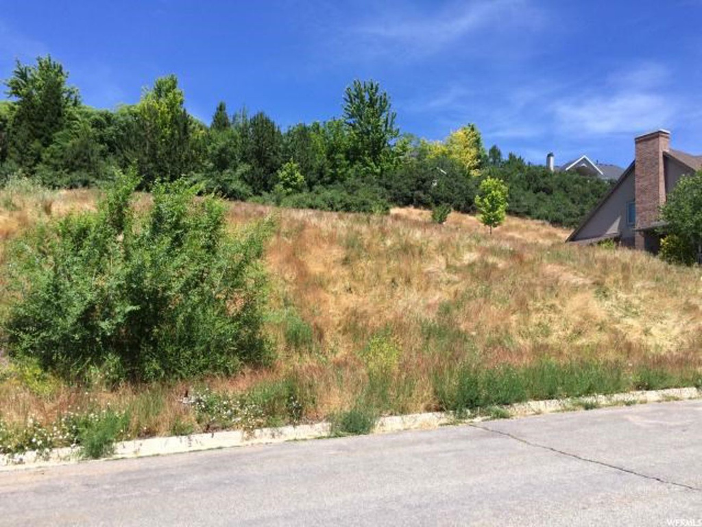 1935 Dan Dr #2, Layton, UT 84040