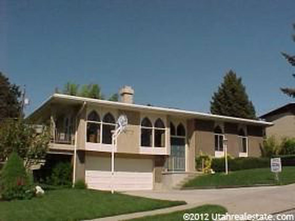 1047 Deborah Dr, Bountiful, UT 84010