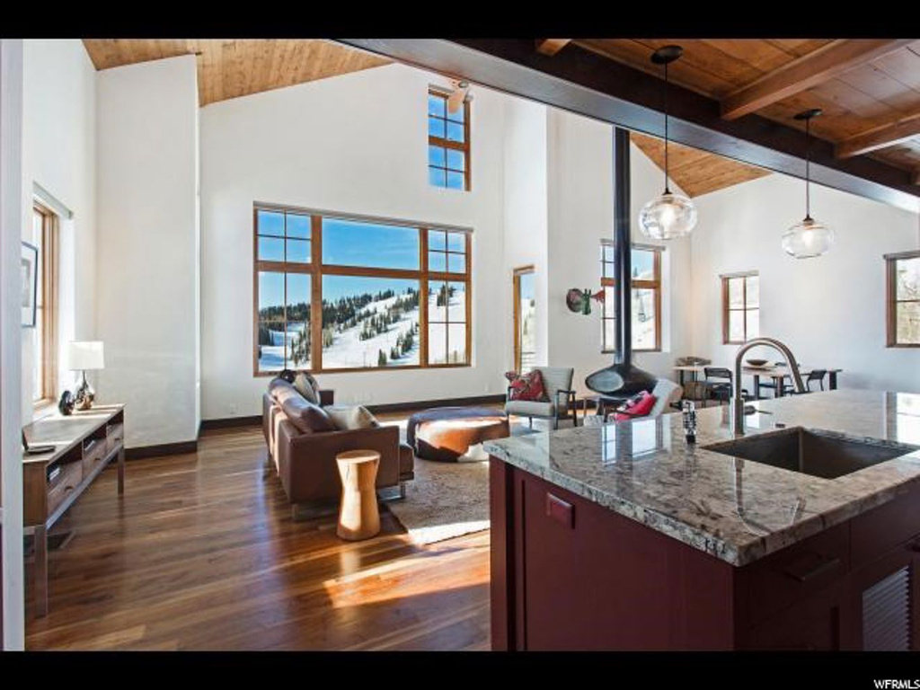 6762 E 6675 N, Eden, UT 84310