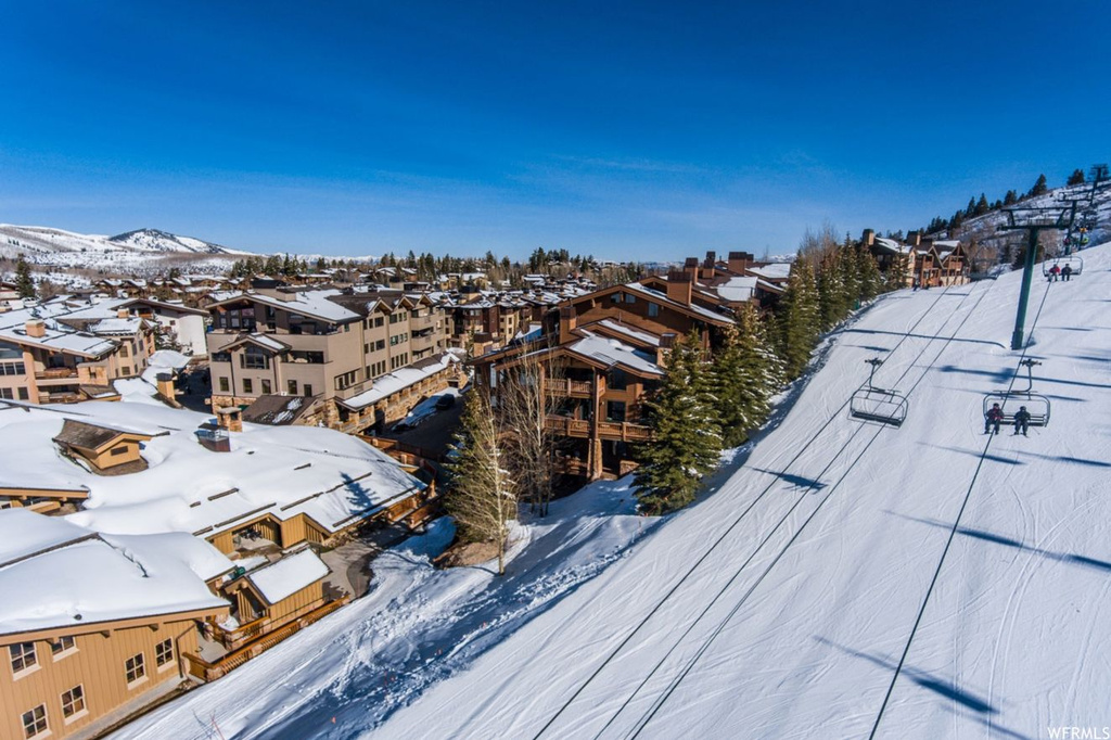 7660 Royal St E #106, Deer Valley, UT 84060