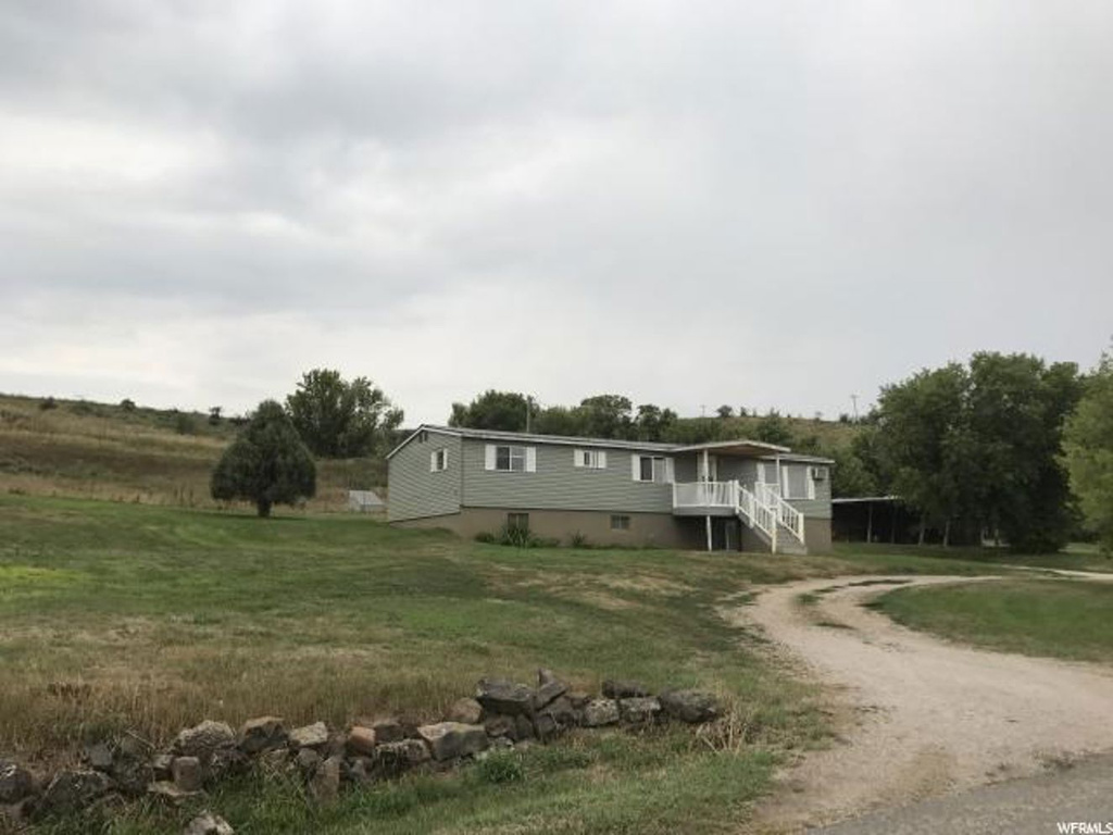 5648 E Thatcher Rd, Preston, ID 83263