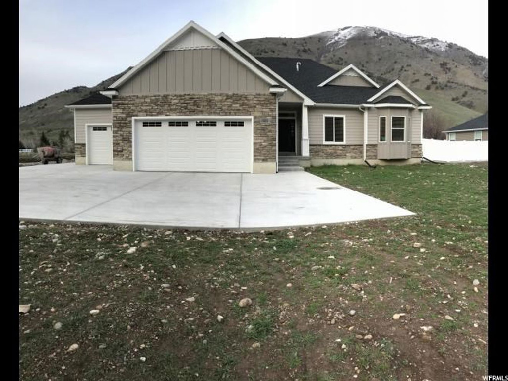 1801 E Highway 101, Hyrum, UT 84319