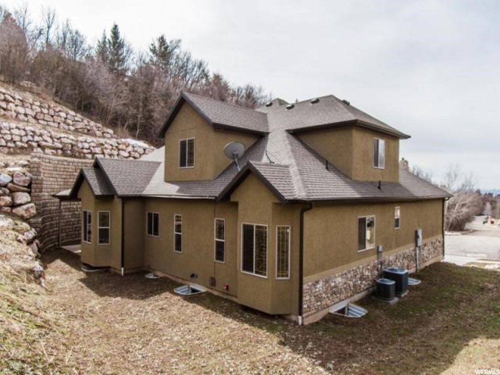 2784 E 2250 N, Layton, UT 84040
