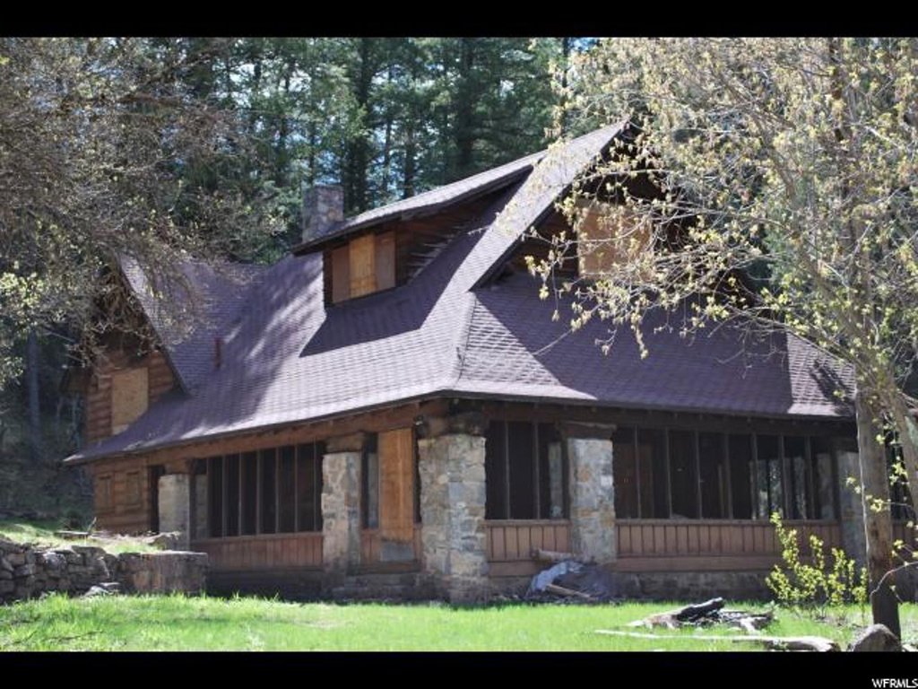 89 Pine Glen Cv, Logan, UT 84321