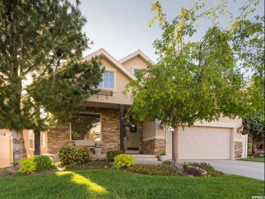 9668 S Bluffside E, Sandy, UT 84092
