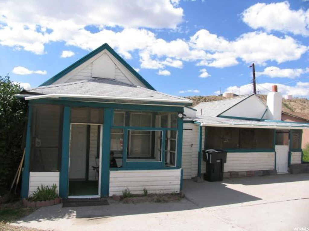 6 Birch St, Helper, UT 84526