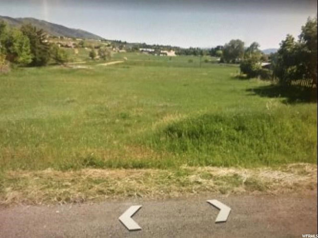 869 E 1800 N #5, Logan, UT 84341