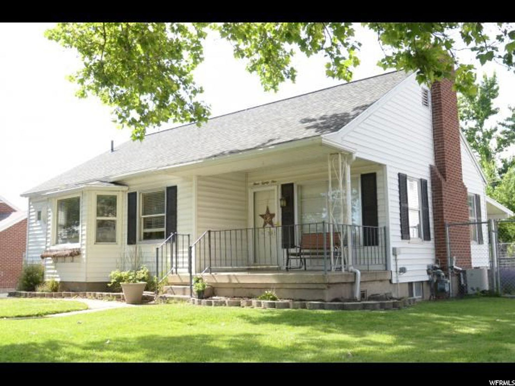 381 E 700 S, Centerville, UT 84014
