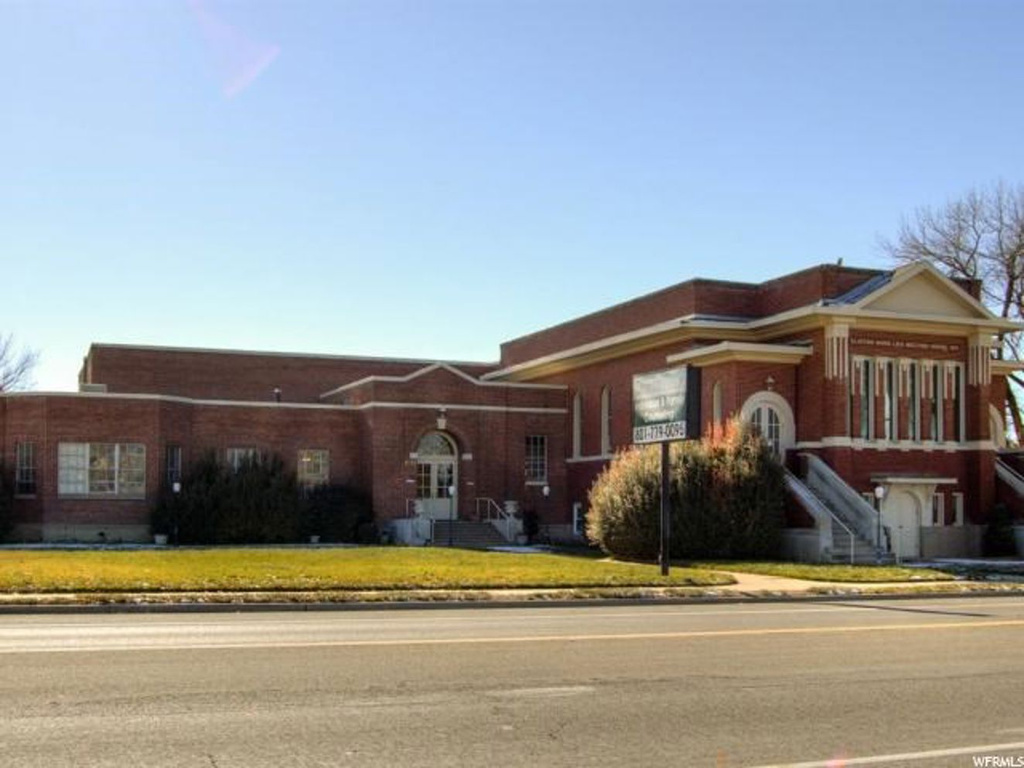 1387 W 1800 N, Clinton, UT 84015