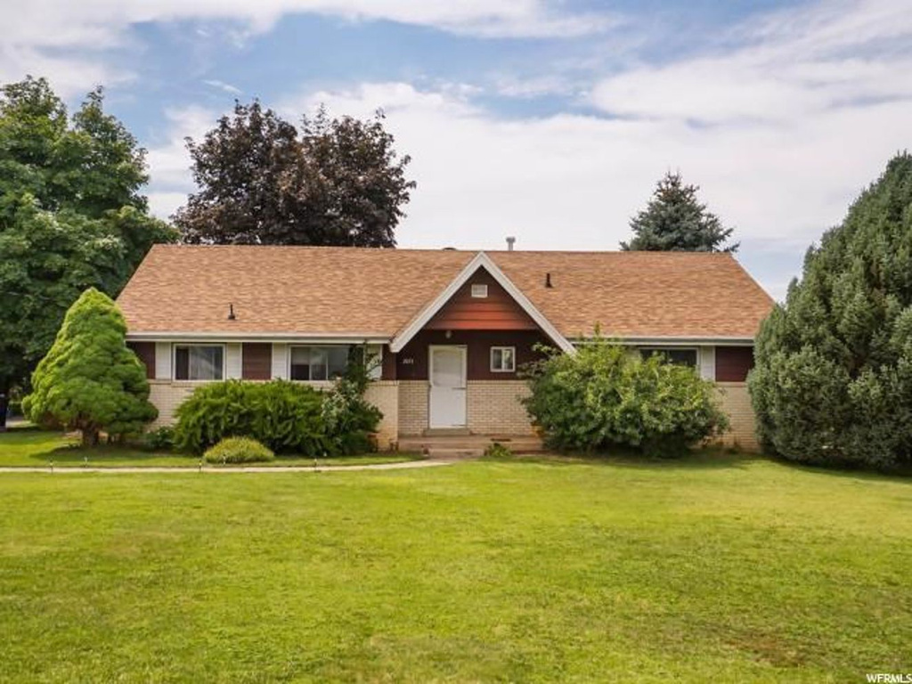 2031 N 1500 W, Clinton, UT 84015