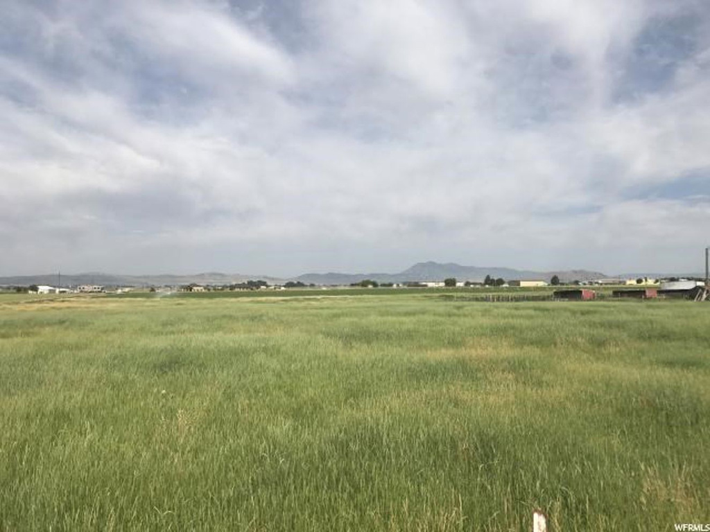 300 E 4400 N, Smithfield, UT 84335