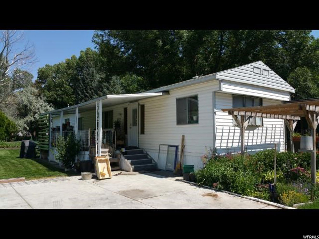 975 E 6600 S #9, Uintah, UT 84405