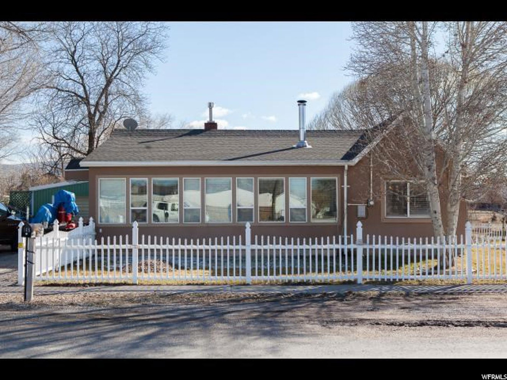 182 E 200 S, Salina, UT 84654