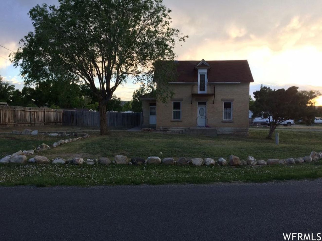 69 N 200 E, Mayfield, UT 84643
