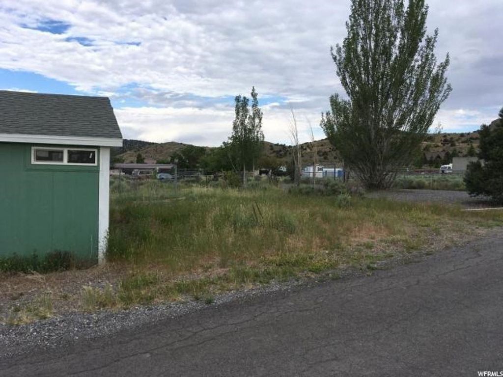 73 N Sharp St #21, Eureka, UT 84628