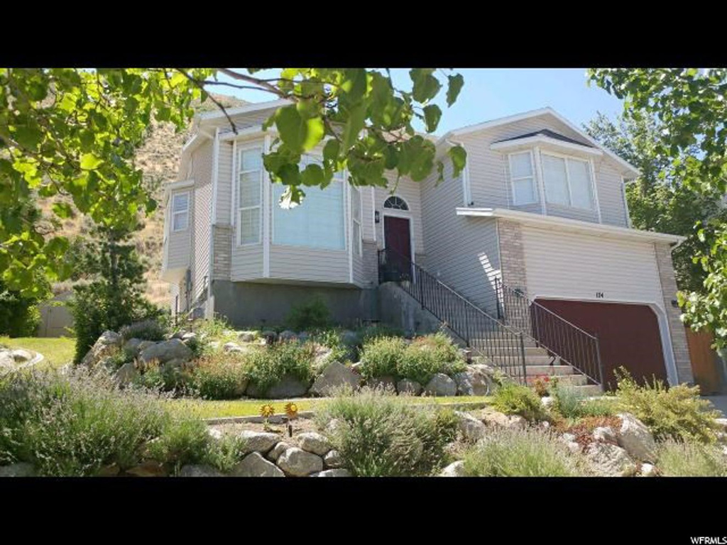 174 E Manilla Dr, Draper, UT 84020