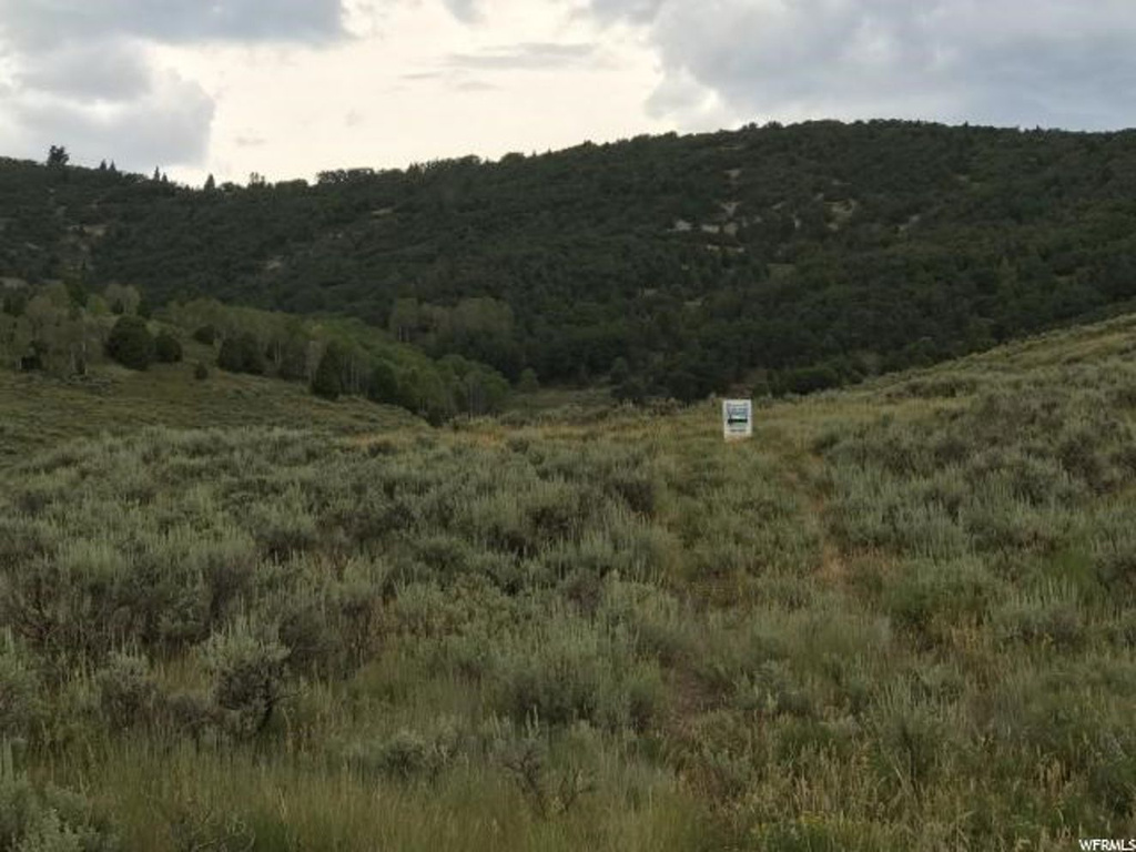 30 E Pine St #10, Fruitland, UT 84027